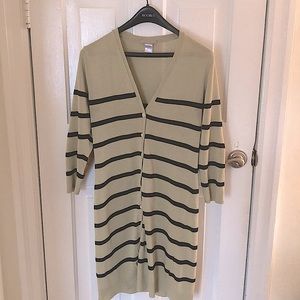 Long cardigan (professor style elbow patches)